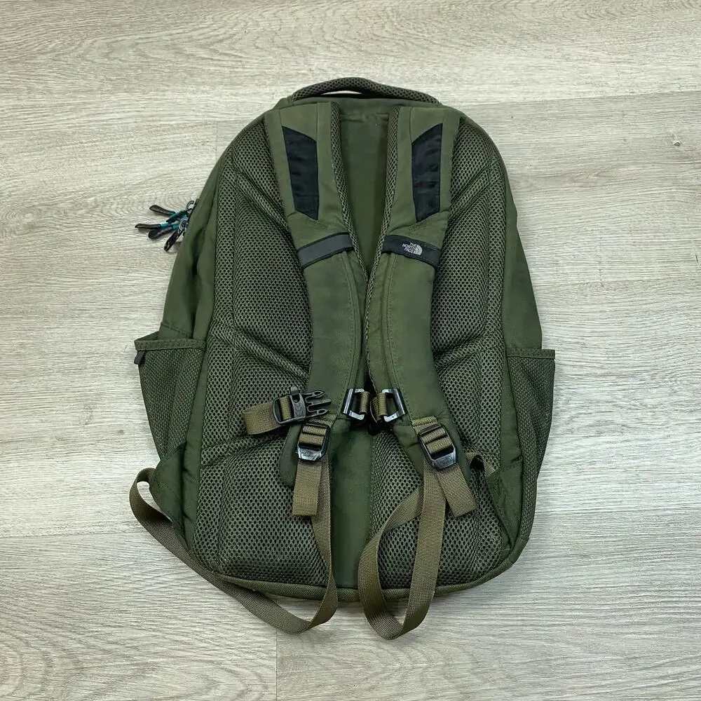 The North Face Vault Everyday Commuter Backpack Laptop Daypack